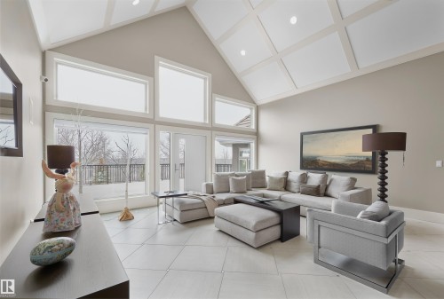 16 Windermere Drive, Edmonton, AB - Indoor Photo Showing Living Room