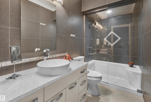 16 Windermere Drive, Edmonton, AB - Indoor Photo Showing Bathroom