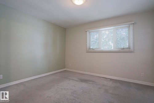 7315 86 Avenue, Edmonton, AB - Indoor Photo Showing Other Room