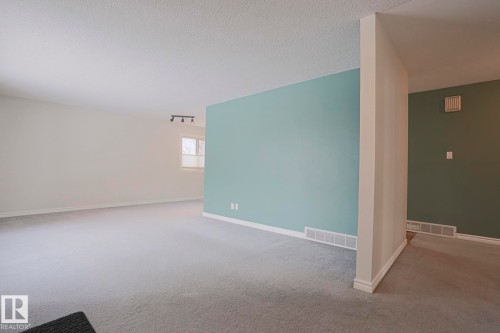 7315 86 Avenue, Edmonton, AB - Indoor Photo Showing Other Room