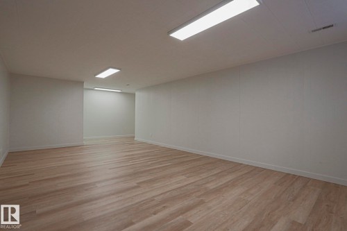 7315 86 Avenue, Edmonton, AB - Indoor Photo Showing Other Room