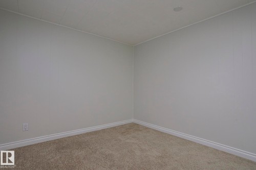 7315 86 Avenue, Edmonton, AB - Indoor Photo Showing Other Room