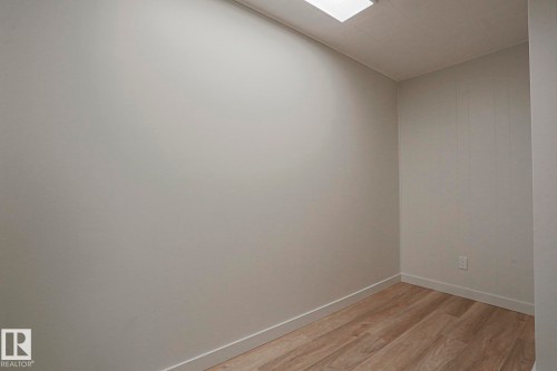 7315 86 Avenue, Edmonton, AB - Indoor Photo Showing Other Room