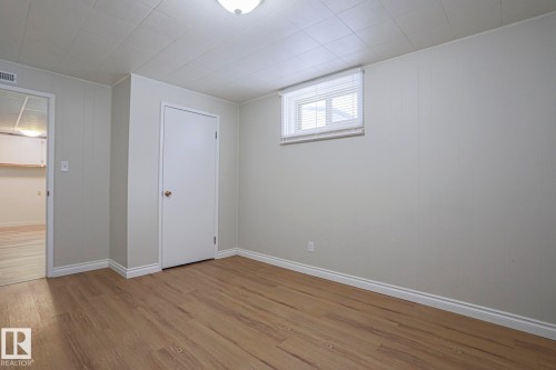 7315 86 Avenue, Edmonton, AB - Indoor Photo Showing Other Room