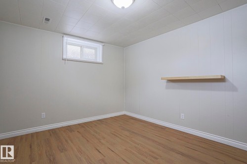 7315 86 Avenue, Edmonton, AB - Indoor Photo Showing Other Room
