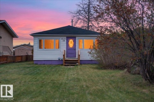 4827 54 Street, Redwater, AB - Outdoor