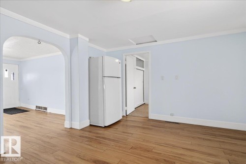 4827 54 Street, Redwater, AB - Indoor Photo Showing Other Room
