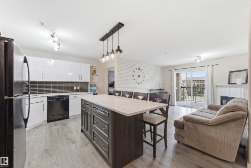 352 2096 Blackmud Creek Drive, Edmonton, AB - Indoor
