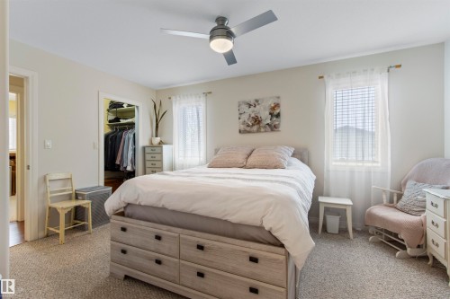 3728 48B Avenue, Drayton Valley, AB - Indoor Photo Showing Bedroom