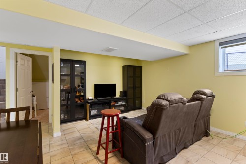 3728 48B Avenue, Drayton Valley, AB - Indoor