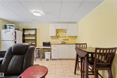 3728 48B Avenue, Drayton Valley, AB - Indoor