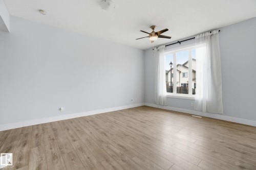 18 4835 Wright Drive, Edmonton, AB - Indoor Photo Showing Other Room
