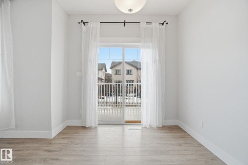 18 4835 Wright Drive, Edmonton, AB - Indoor Photo Showing Other Room