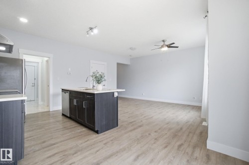 18 4835 Wright Drive, Edmonton, AB - Indoor