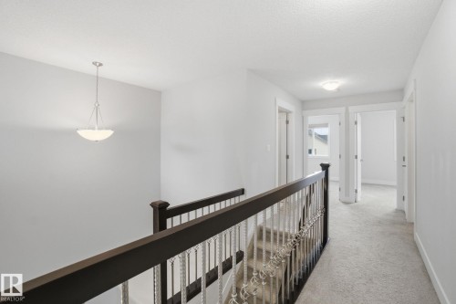 18 4835 Wright Drive, Edmonton, AB - Indoor Photo Showing Other Room