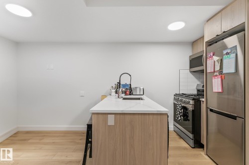 10363 149 Street, Edmonton, AB - Indoor Photo Showing Kitchen
