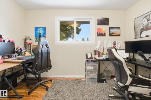 12820 95 Street, Edmonton, AB - Indoor Photo Showing Office