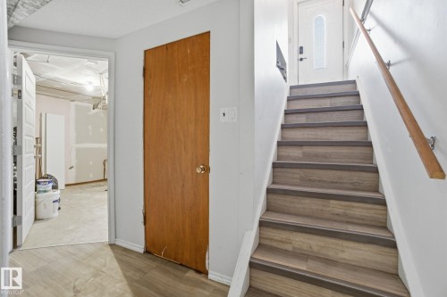 12820 95 Street, Edmonton, AB - Indoor Photo Showing Other Room