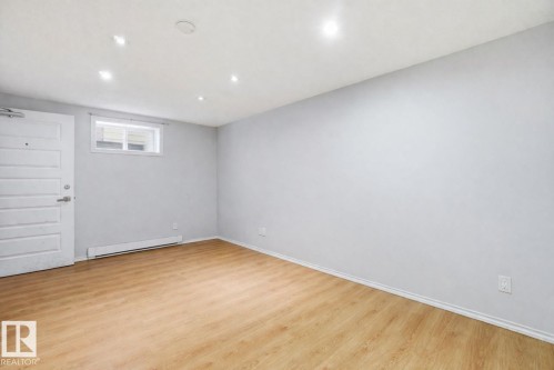 12820 95 Street, Edmonton, AB - Indoor Photo Showing Other Room