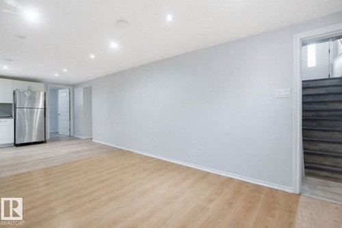 12820 95 Street, Edmonton, AB - Indoor Photo Showing Other Room