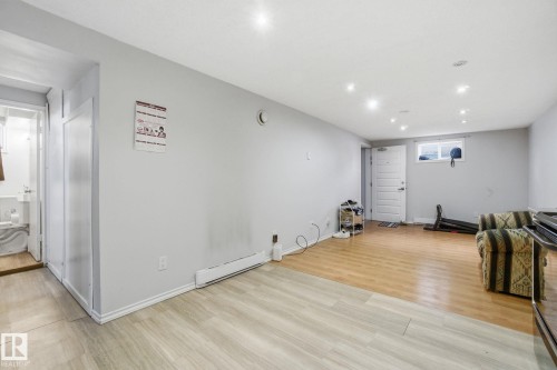 12820 95 Street, Edmonton, AB - Indoor