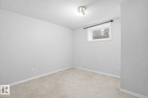 12820 95 Street, Edmonton, AB - Indoor Photo Showing Other Room