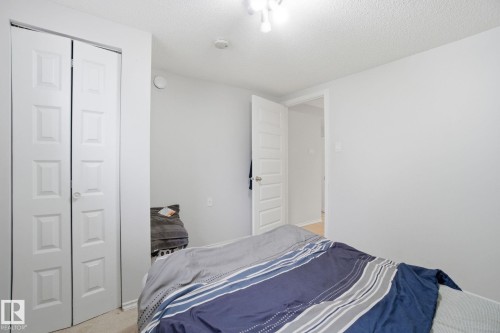 12820 95 Street, Edmonton, AB - Indoor Photo Showing Bedroom