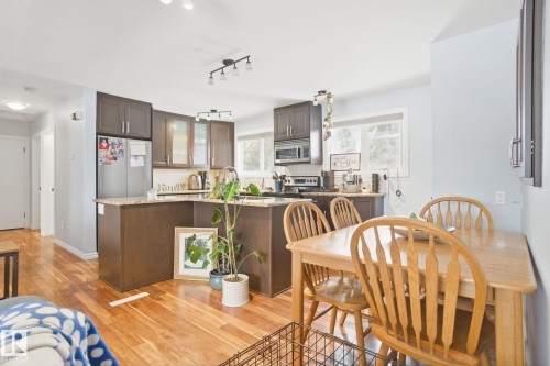 12820 95 Street, Edmonton, AB - Indoor Photo Showing Dining Room