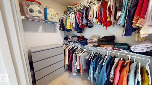 2093 Maple Road, Edmonton, AB - Indoor With Storage