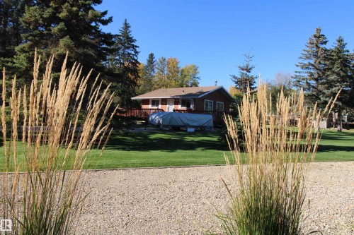 308, 309 3 St. Ross Haven  Rural Lac Ste. Anne County, AB T0E 1A0