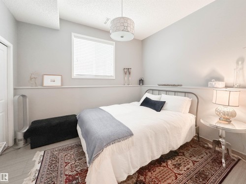 9 Deslauriers Crescent, St. Albert, AB - Indoor Photo Showing Bedroom
