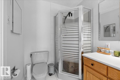 18544 53A Avenue, Edmonton, AB 