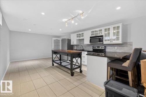 18544 53A Avenue, Edmonton, AB 