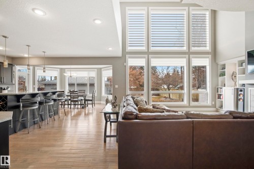 10720 65 Street, Edmonton, AB - Indoor Photo Showing Living Room