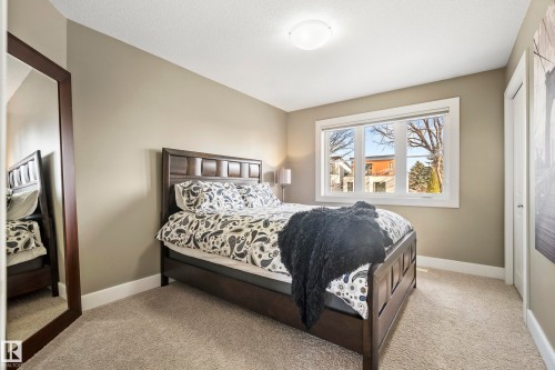10720 65 Street, Edmonton, AB - Indoor Photo Showing Bedroom
