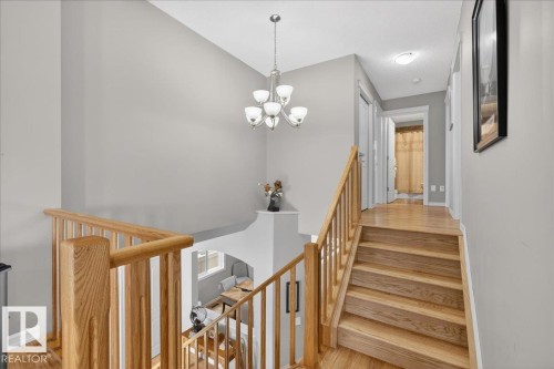 942 Chahley Crescent, Edmonton, AB - Indoor Photo Showing Other Room