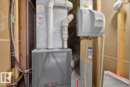 942 Chahley Crescent, Edmonton, AB - Indoor Photo Showing Basement