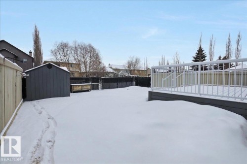 942 Chahley Crescent, Edmonton, AB - Outdoor