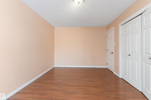 196 Roseland Village, Edmonton, AB - Indoor Photo Showing Other Room