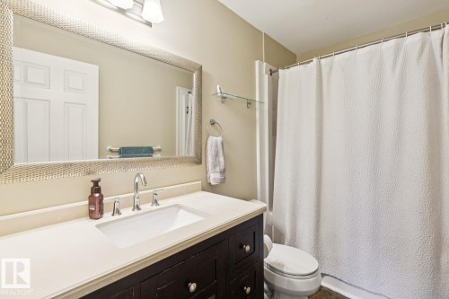 11118 72 Avenue, Edmonton, AB - Indoor Photo Showing Bathroom