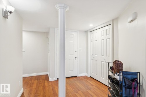 11118 72 Avenue, Edmonton, AB - Indoor