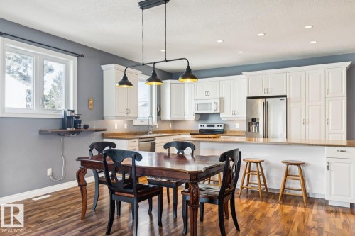 11118 72 Avenue, Edmonton, AB - Indoor Photo Showing Other Room