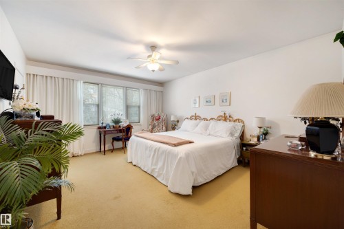 13882 Ravine Drive, Edmonton, AB - Indoor Photo Showing Bedroom