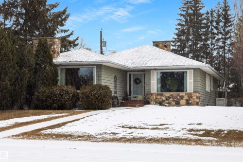 13882 Ravine Drive, Edmonton, AB - Outdoor