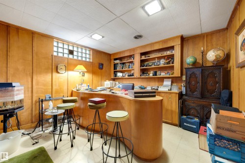 13882 Ravine Drive, Edmonton, AB - Indoor