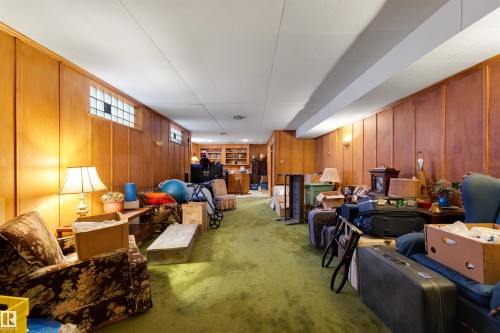 13882 Ravine Drive, Edmonton, AB - Indoor