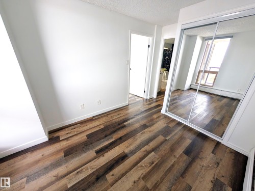 1307 10149 Saskatchewan Drive, Edmonton, AB - Indoor Photo Showing Other Room