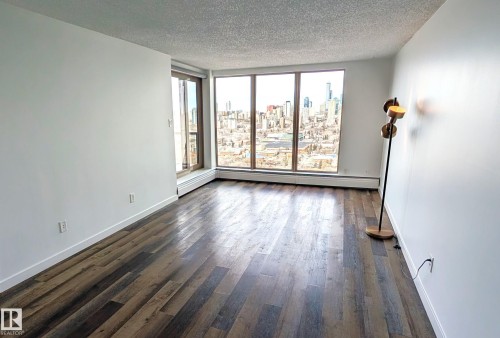 1307 10149 Saskatchewan Drive, Edmonton, AB - Indoor Photo Showing Other Room