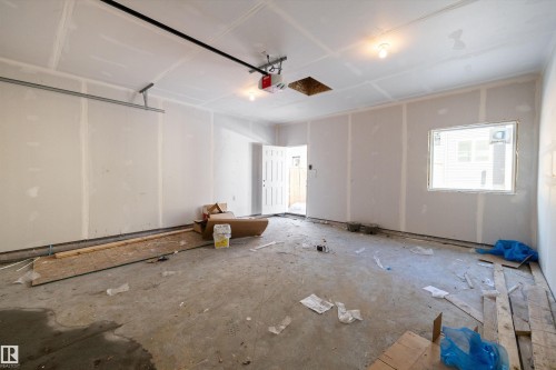 8319 81Ave, Edmonton, AB - Indoor Photo Showing Garage
