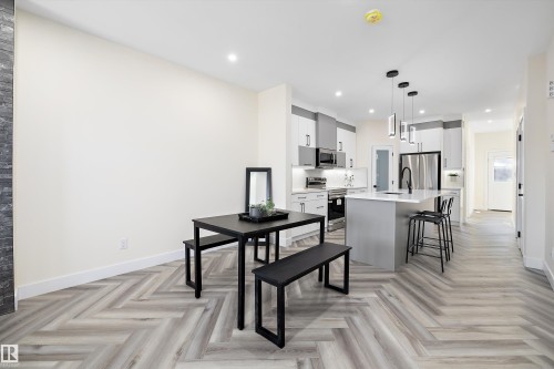 8319 81Ave, Edmonton, AB - Indoor